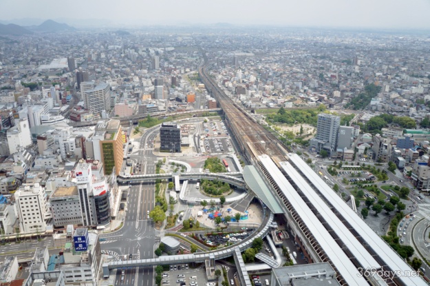 岐阜シティ・タワー43から岐阜駅前を望む