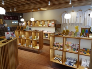 オシャレな名古屋土産をゲットしよう!「セレクト土産物店 OMYAGE NAGOYA(オミャーゲ名古屋)」